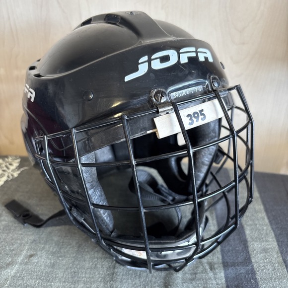 JOFA395JR6.5-7.25 Black Hockey Helmet Sizes 50-57 With Face Mask GUC